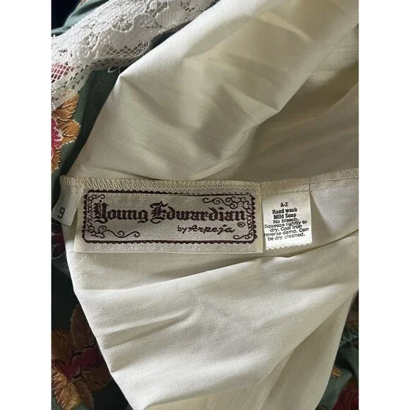 Vintage Young Edwardian by Arpeja Ivory Floral Lace Detail Ruffled Maxi Dress M - Picture 5 of 5